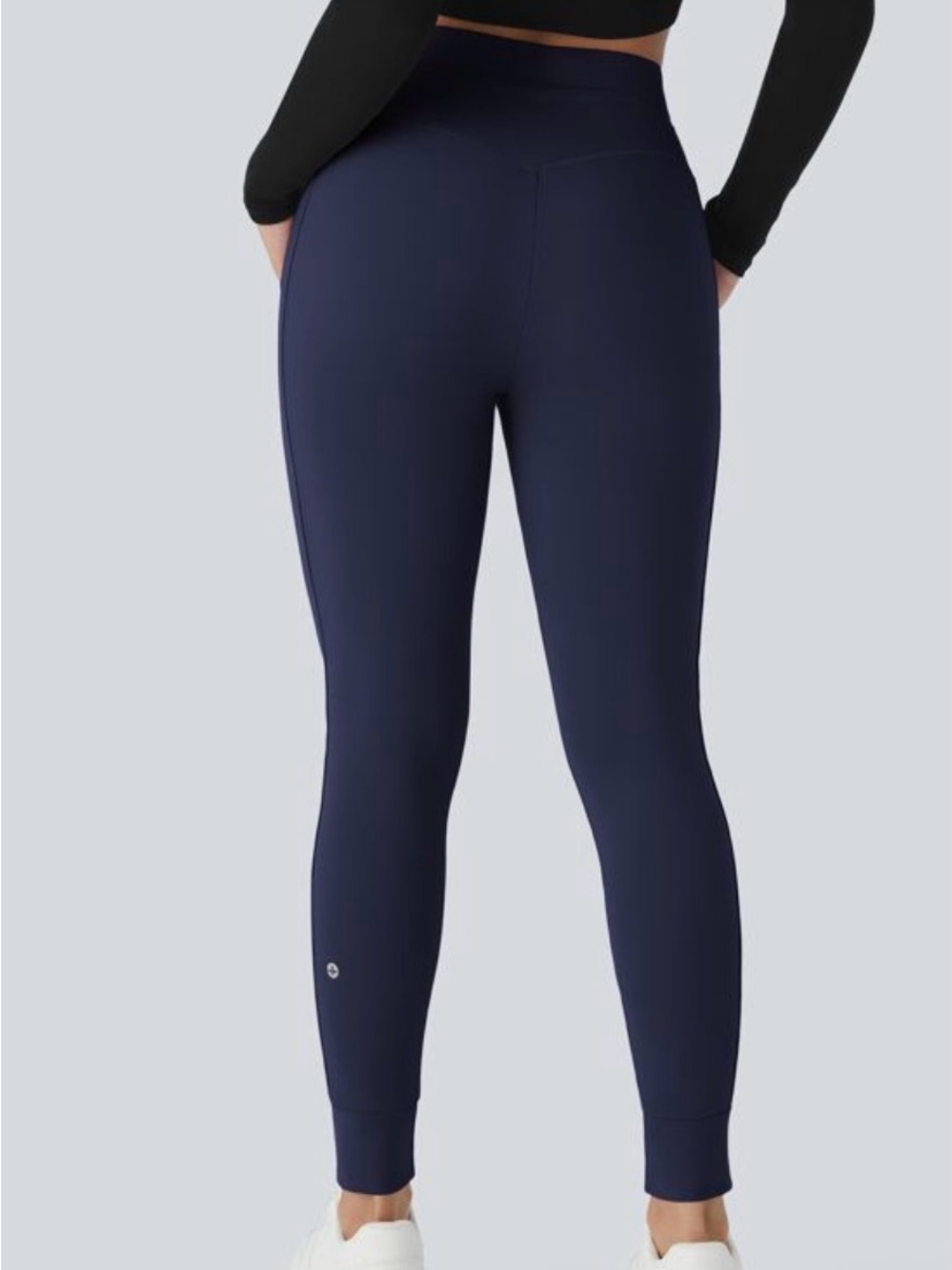 Halará  Joggers - Picture 2 of 6